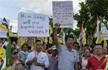 Gorkhaland stir in 19th day, Darjeeling tea industry takes Rs 150-crore hit